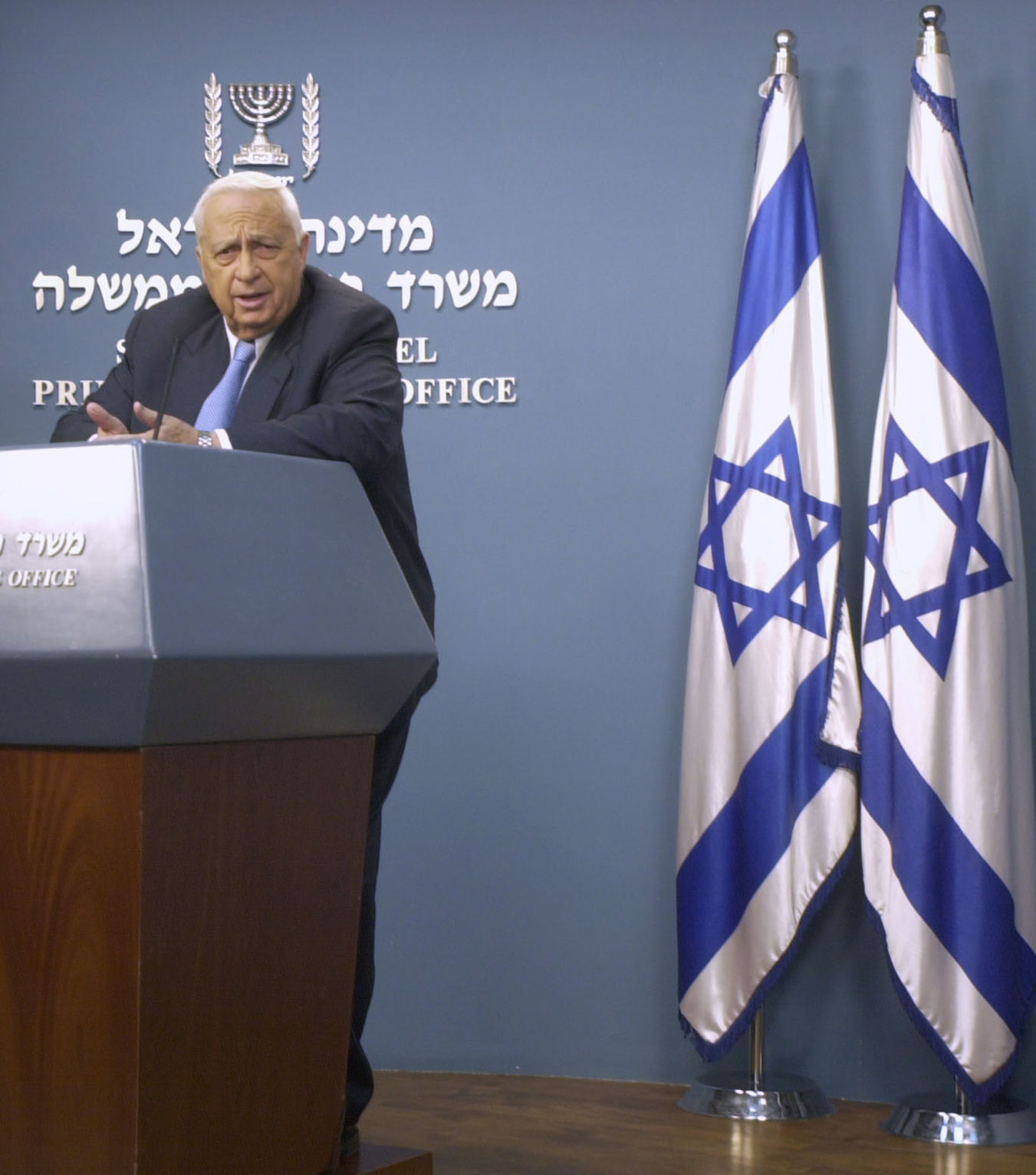 2001: Ariel Sharon